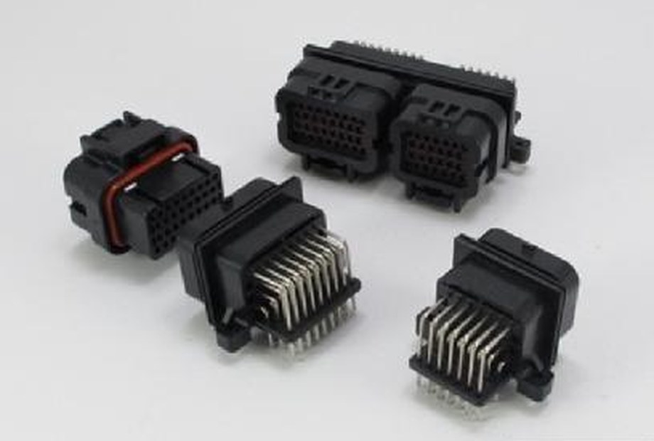 Automotive connector products with precision terminals