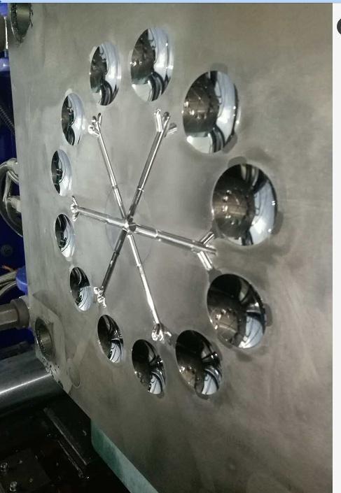 Circular precision mold component